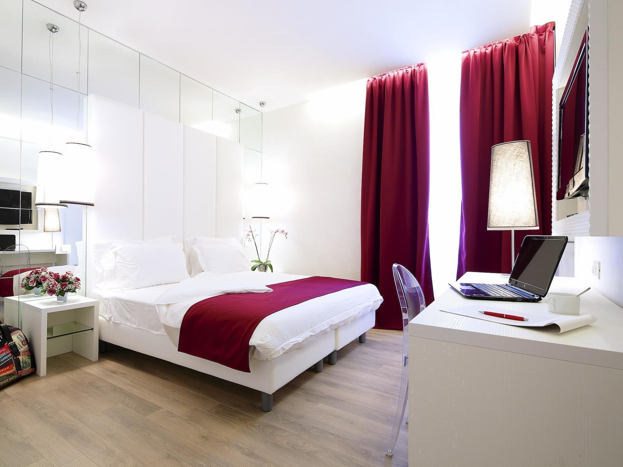 Tullia And Prisca Relais Guest House Рим Экстерьер фото